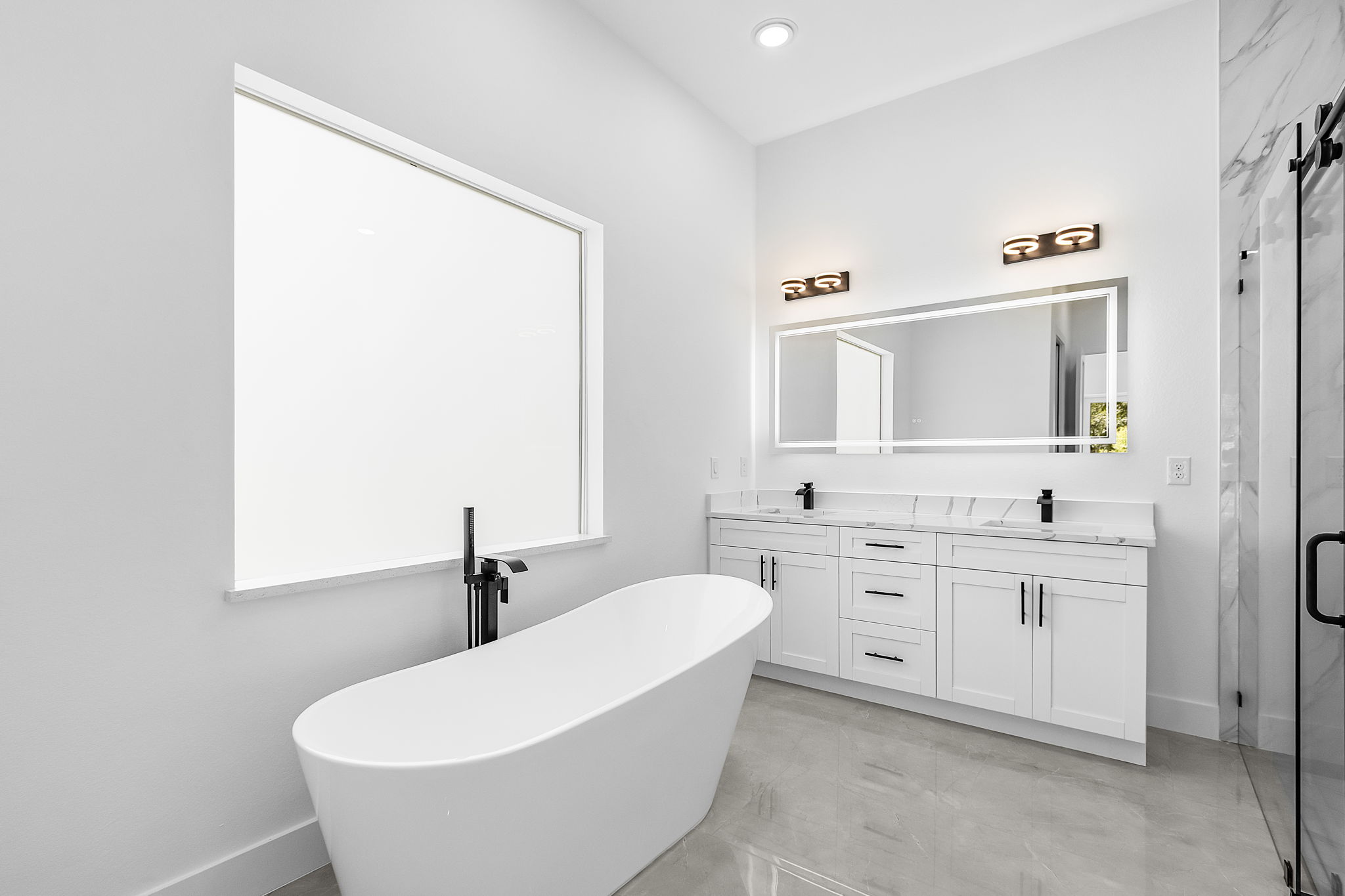Farber Luxury Model — sophisticated architectural details